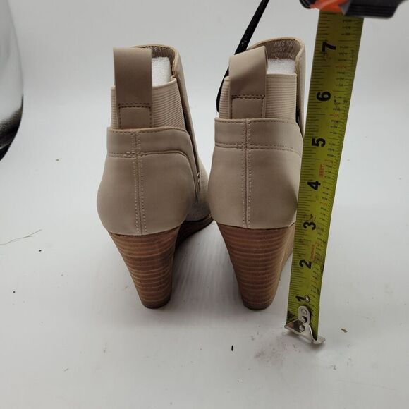 Dolce Vita Womens Booties Gerdy Beige Vegan Leather Ankle Wedge Neutral Size 6.5 - Picture 5 of 9
